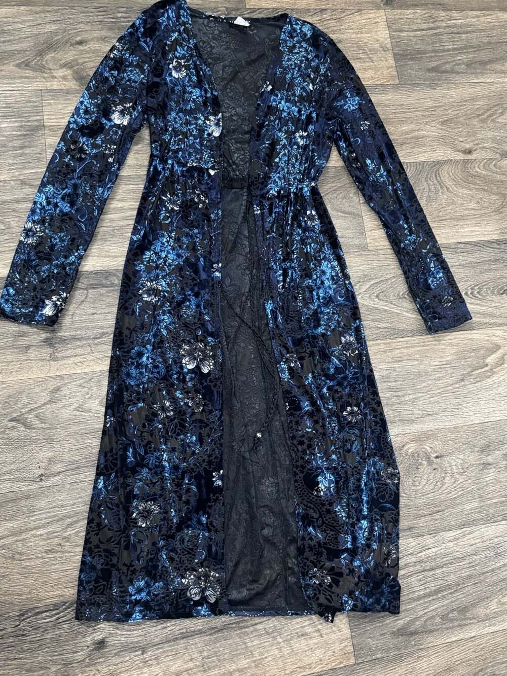 VENUS Dark Blue Burnout Velvet Long Cardigan witchy whimsigoth goth Victorian